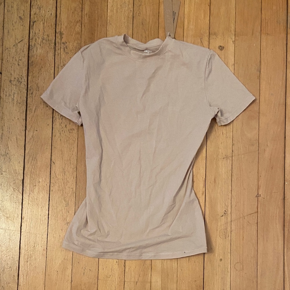 SKIMS Short Sleeve Tee